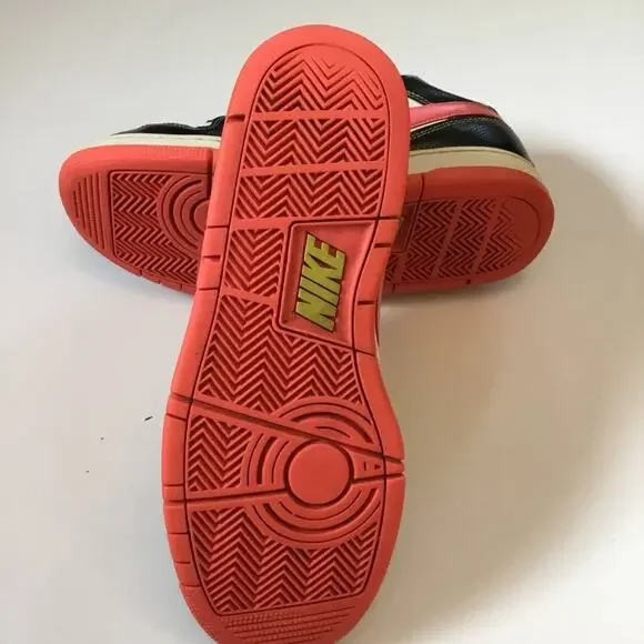 Nike Air Prestige III Blue and Pink Sneakers - Picture 8 of 9